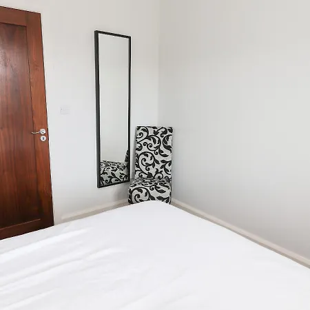 The Corrauntoohail Appartement
